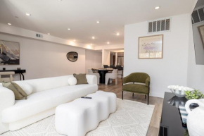 Exquisite Haven with Patio Sleeps 4